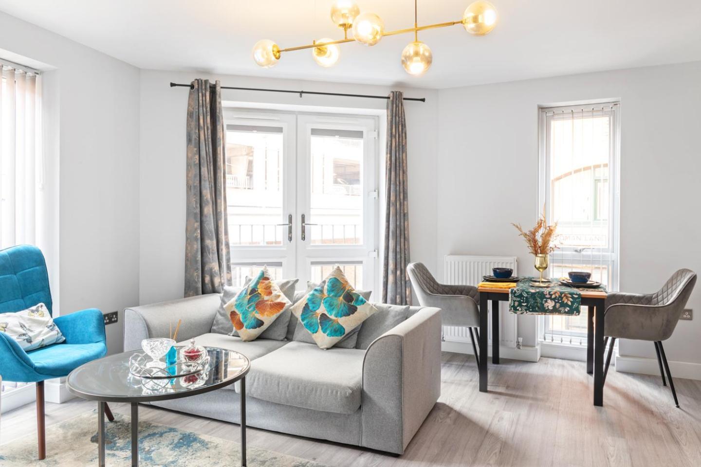 Luxurious Flat At Leicester Town Exterior photo